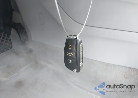 2015 Audi A3 2.0T Premium из США, поврежденный, VIN WAUEFGFF9F1014231